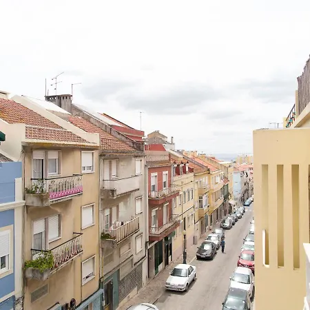 Apartamento Arroios Charming&bright Lisboner 2-bedroom Apt *